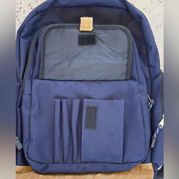 EASTSPORT Outdoor Company Large Backpack Navy Blue with Leather Accents - Picture 4 of 8